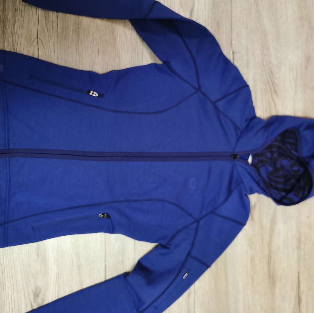 Brand new, no tags, Icebreaker Realfleece hoody, s